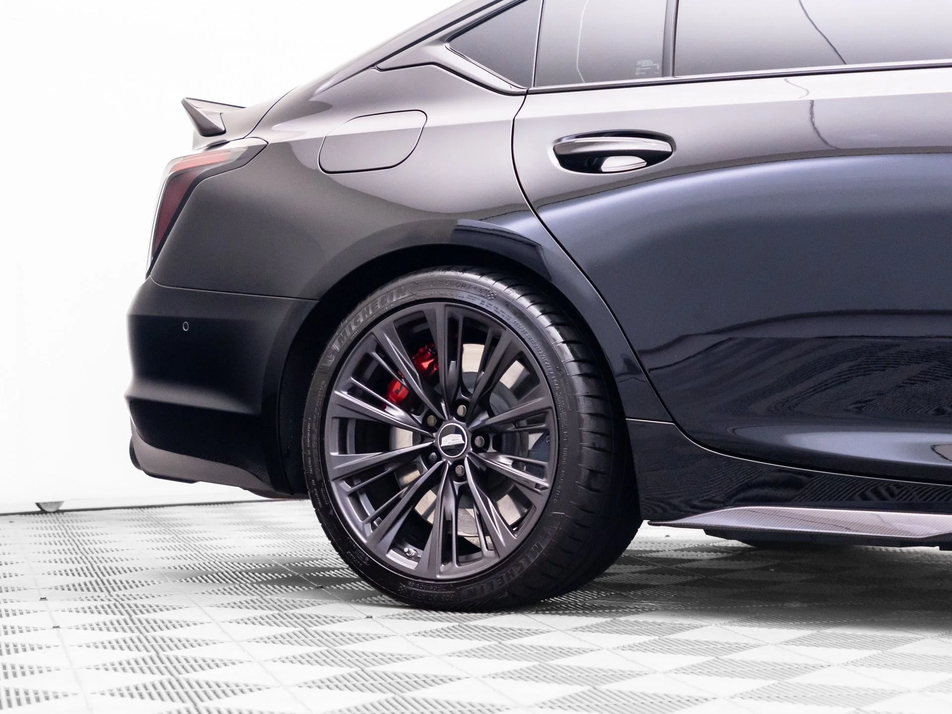 Used 2025 Black Cadillac V-Series image 32