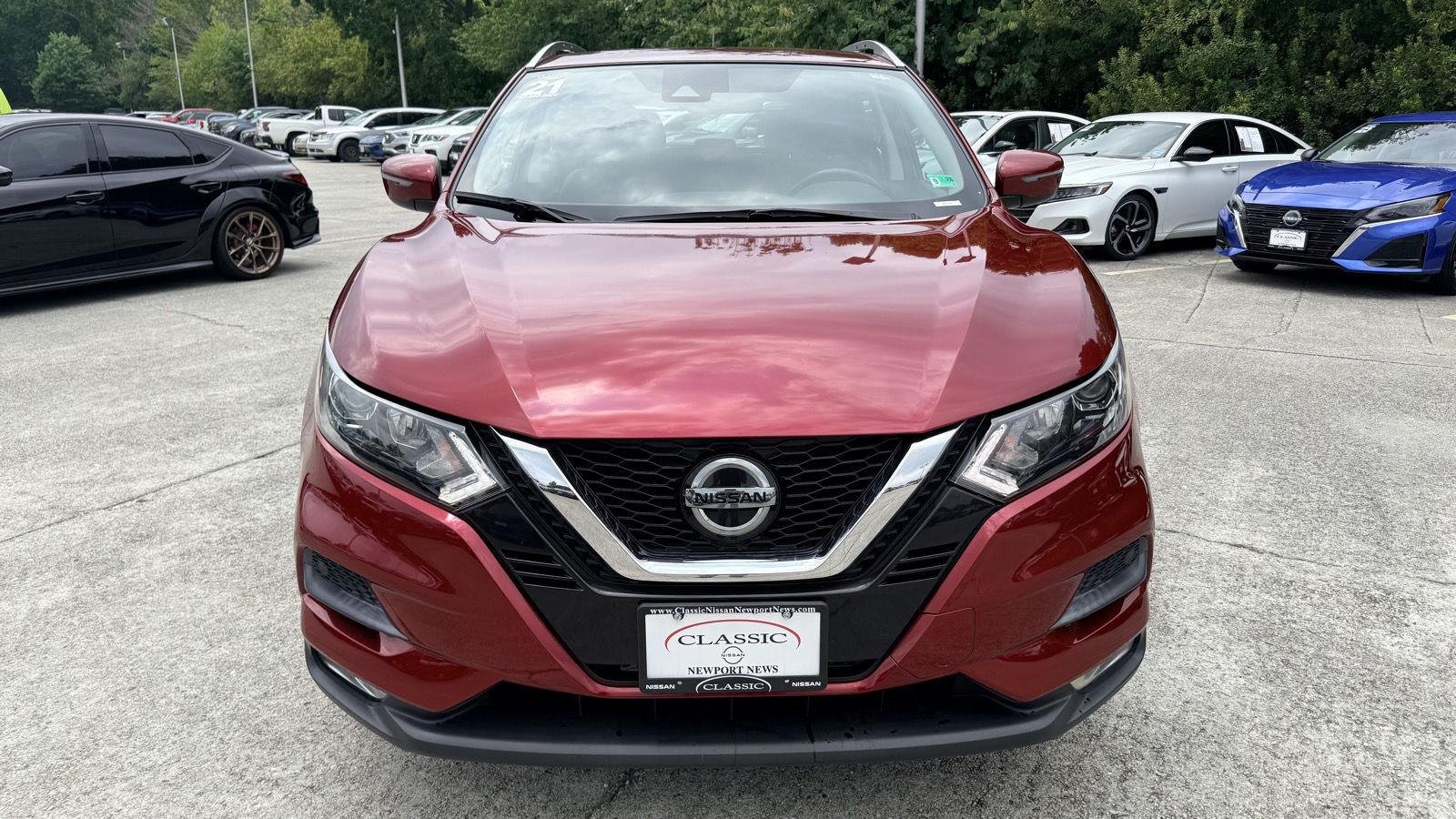 Used 2021 Scarlet Ember Tintcoat Nissan SV image 8