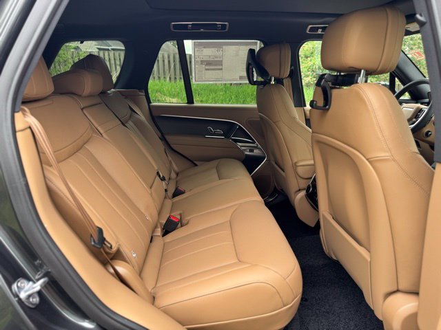2026 Land Rover Range Rover SE - Photo 17