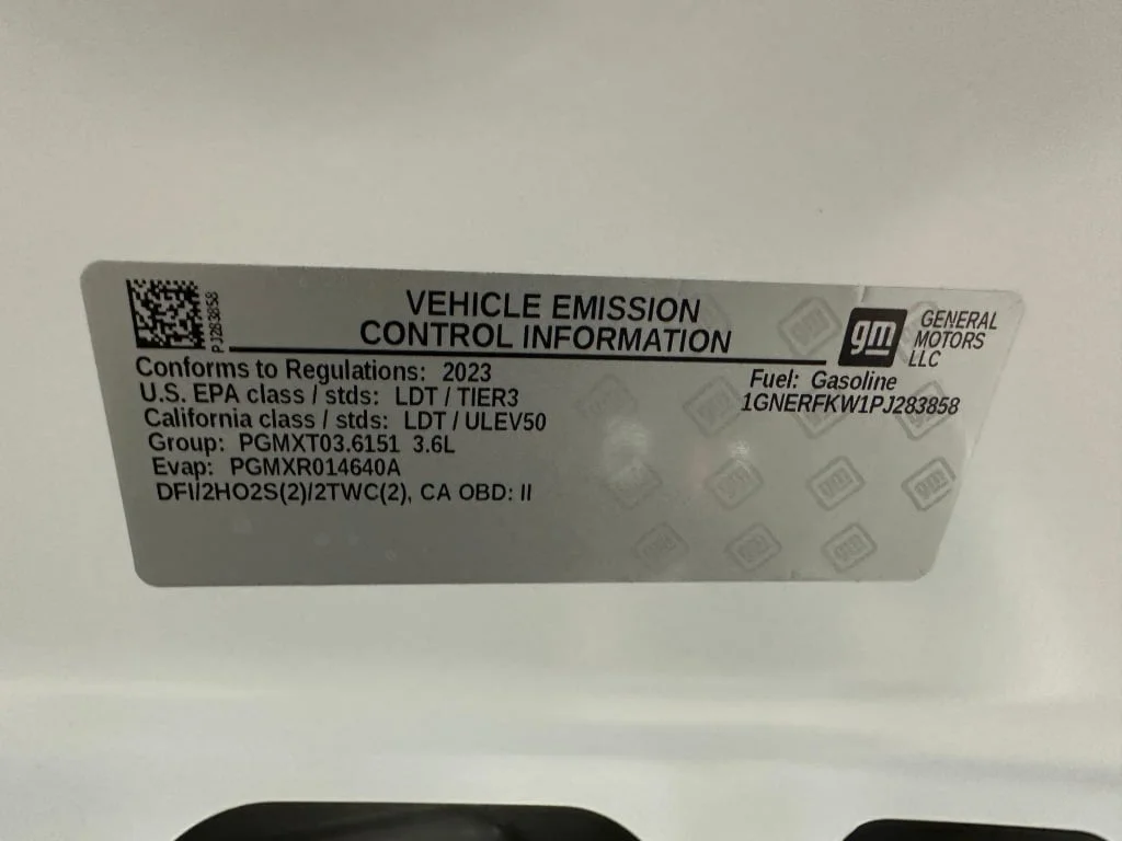 Used 2023 Summit White Chevrolet LS image 38