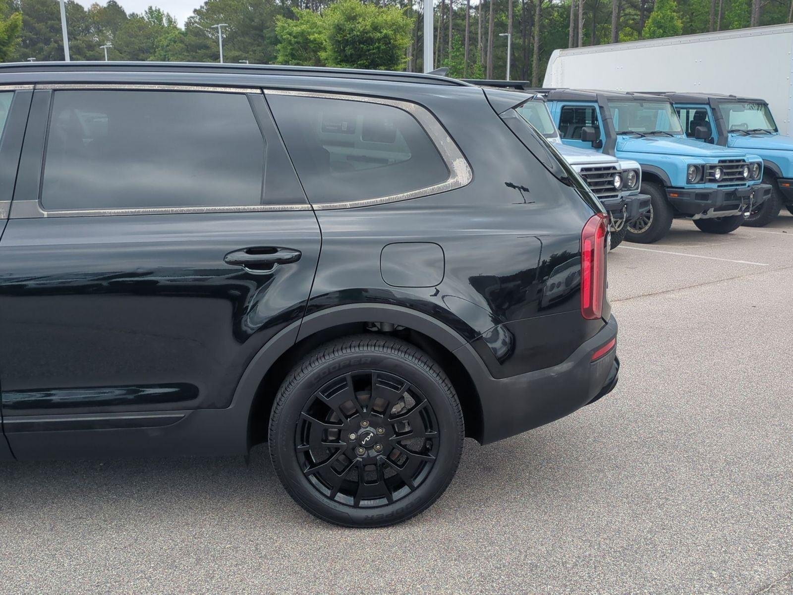 Used 2022 Ebony Black Kia SX image 11
