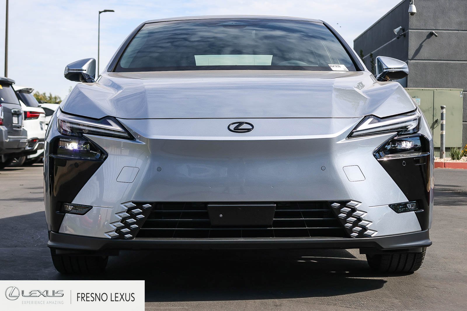 New 2026 Iridium Lexus ES 350e LUXURY image 2