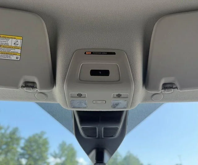 New 2026 Oxford White Ford Cargo Van image 23