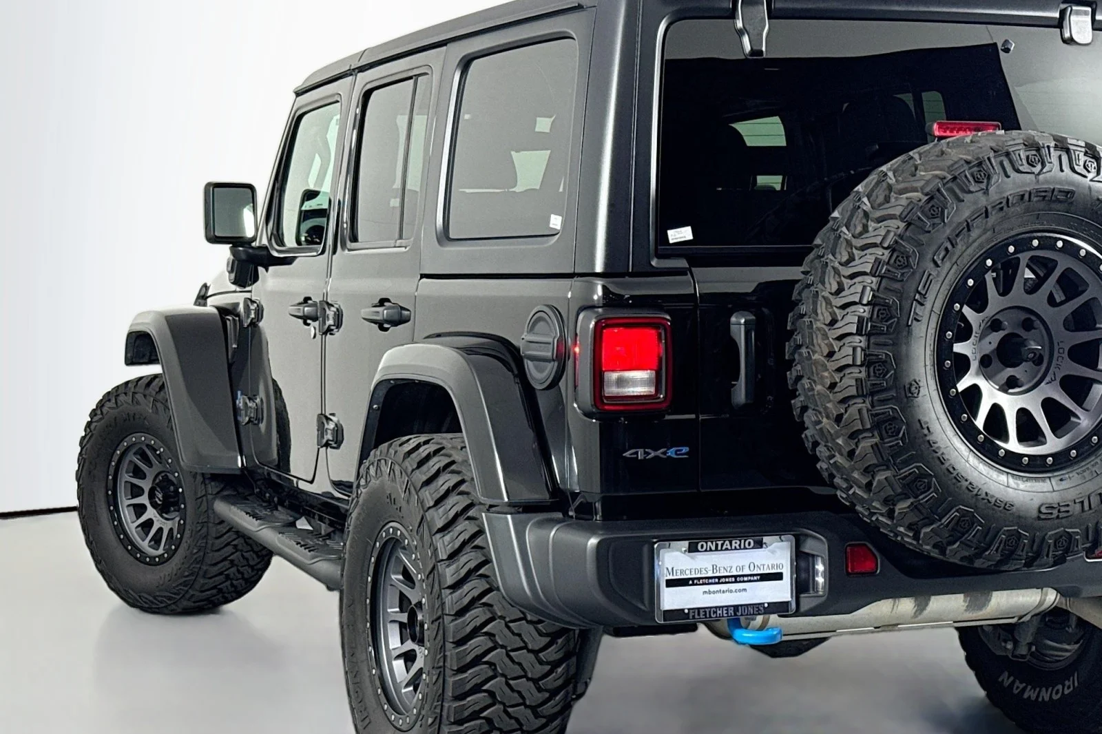 Used 2024 BLACK Jeep Sport S 4XE image 15