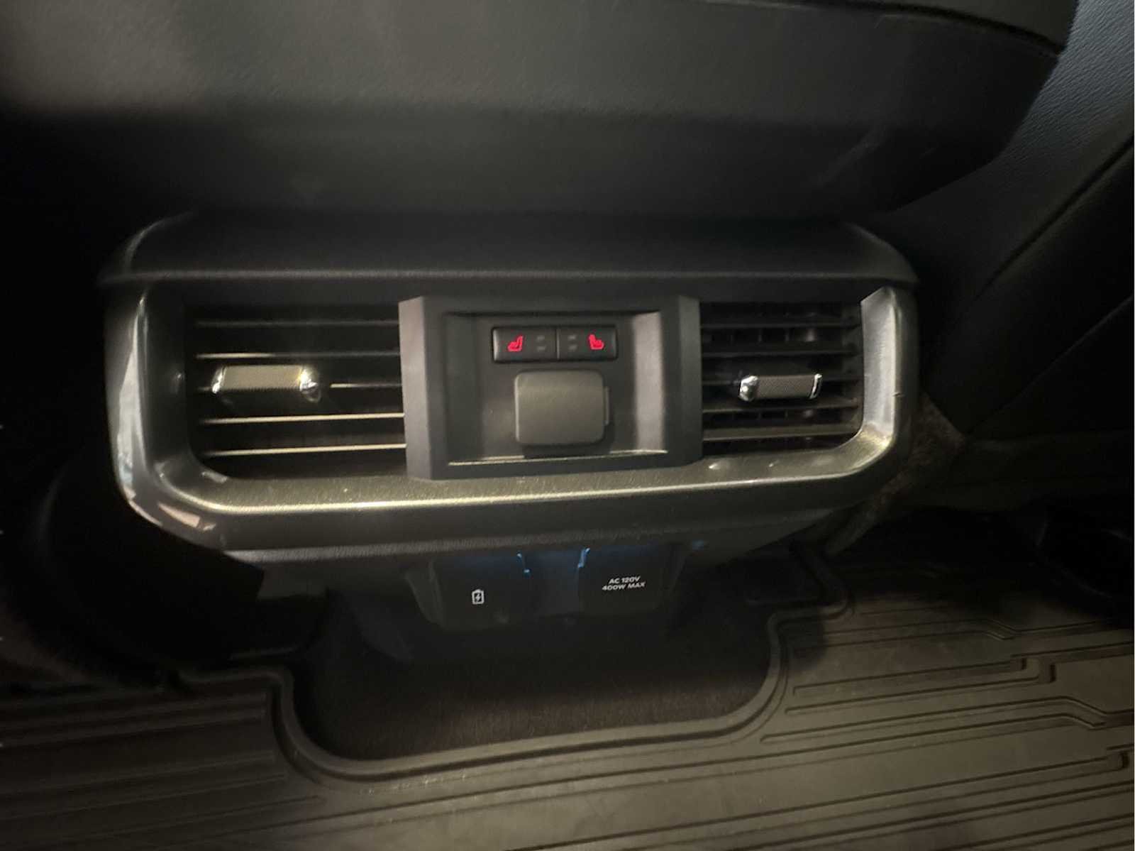 Used 2023 Oxford White Ford LARIAT image 20