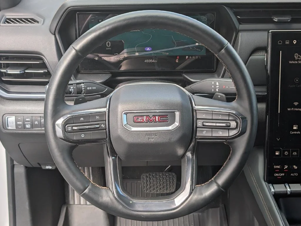 Used 2026 Summit White GMC AT4 image 15