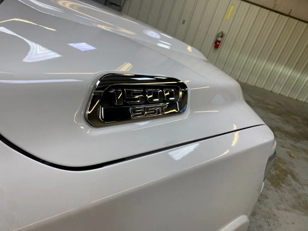Used 2025 White Ram Big Horn/Lone Star image 15
