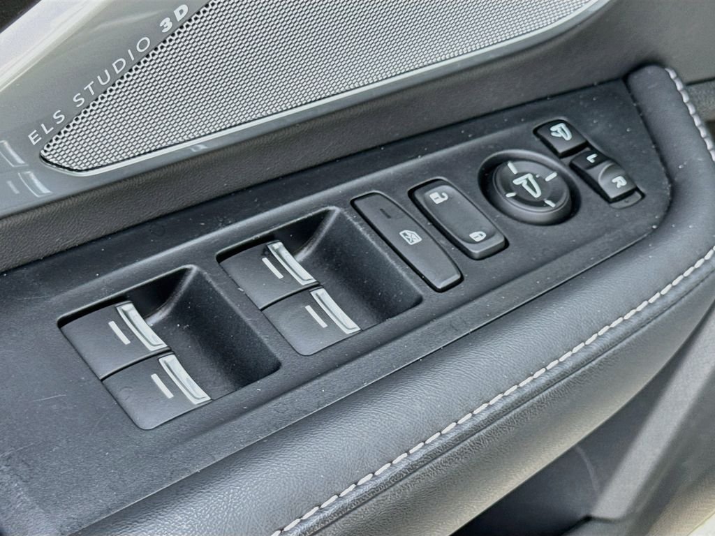 Used 2024  Acura Advance Package image 20