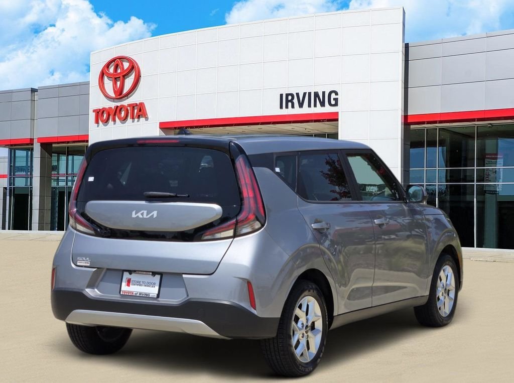 Used 2024 Gray Kia LX image 4