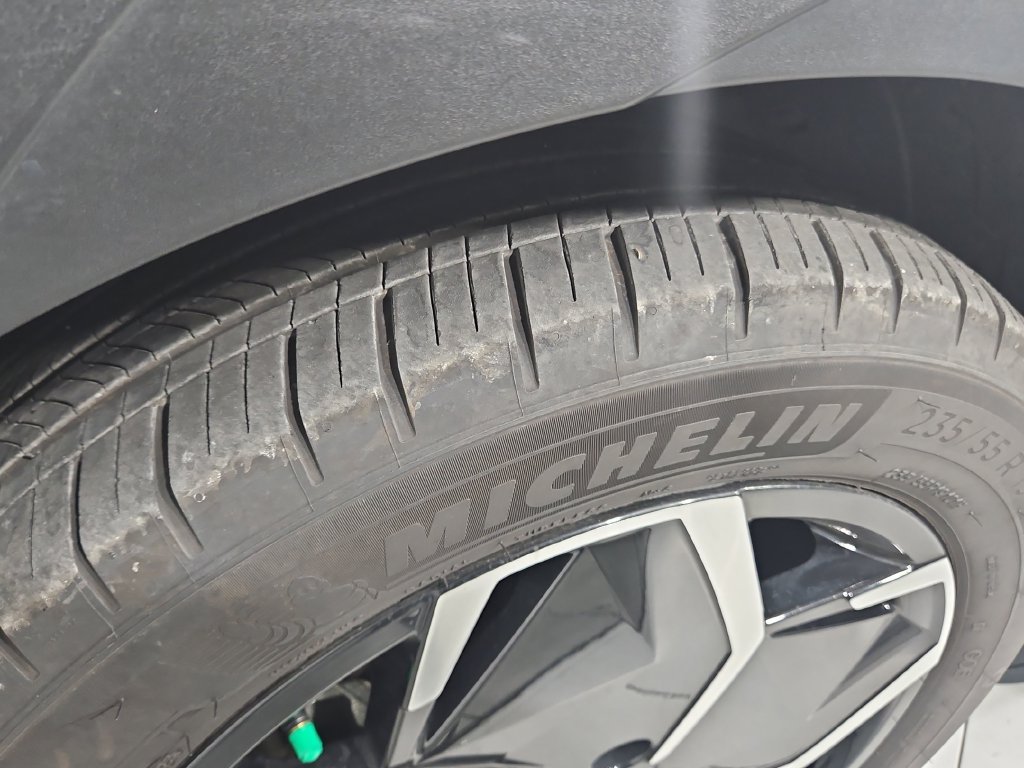Certified Used 2024 Gray Hyundai SEL image 28