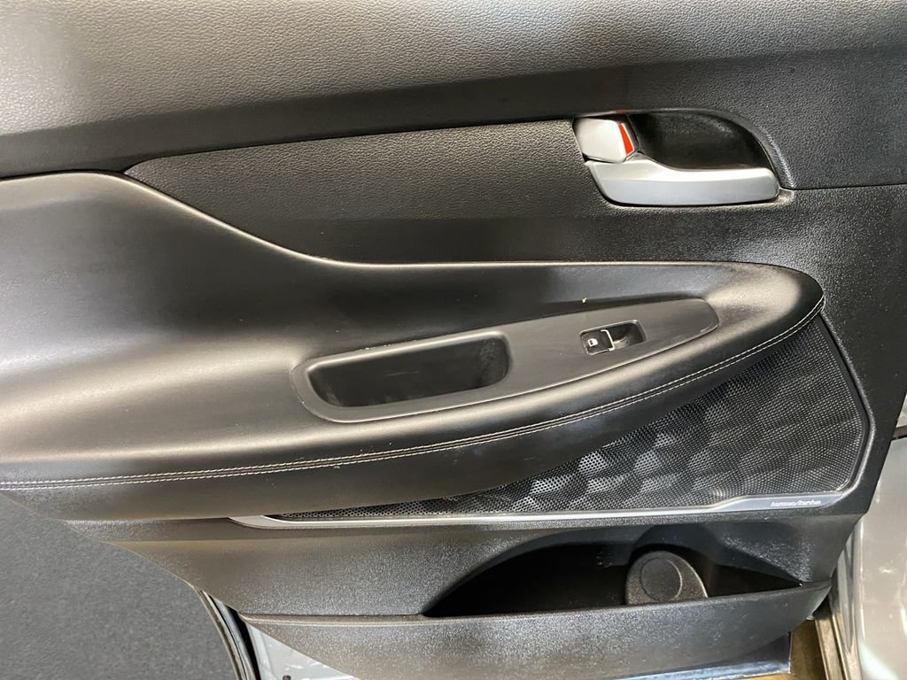 Used 2022 Gray Hyundai SEL image 21