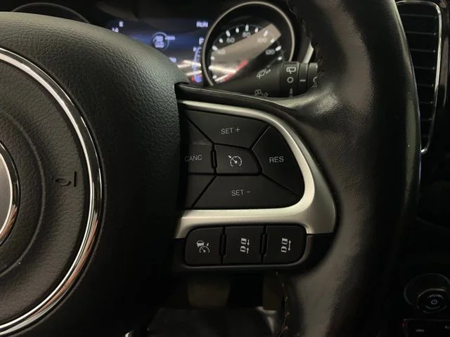 Used 2021 Gray Jeep Limited image 13
