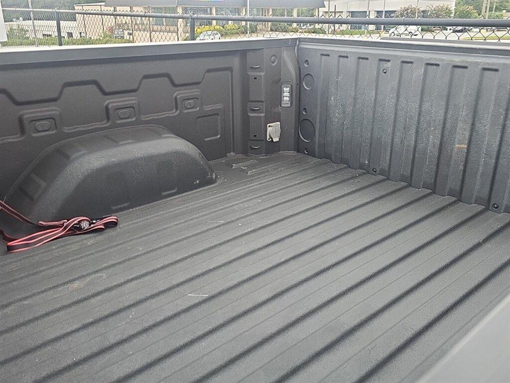 Used 2024 Thunderstorm Gray GMC Elevation image 13