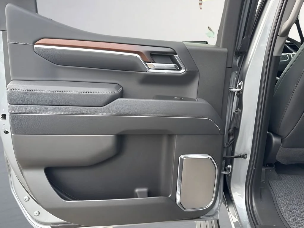 Used 2026 Sterling Metallic GMC Denali image 30