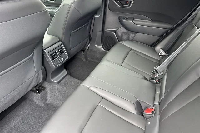 New 2026 SAPPHIRE BLUE PEARL Subaru Premium image 9
