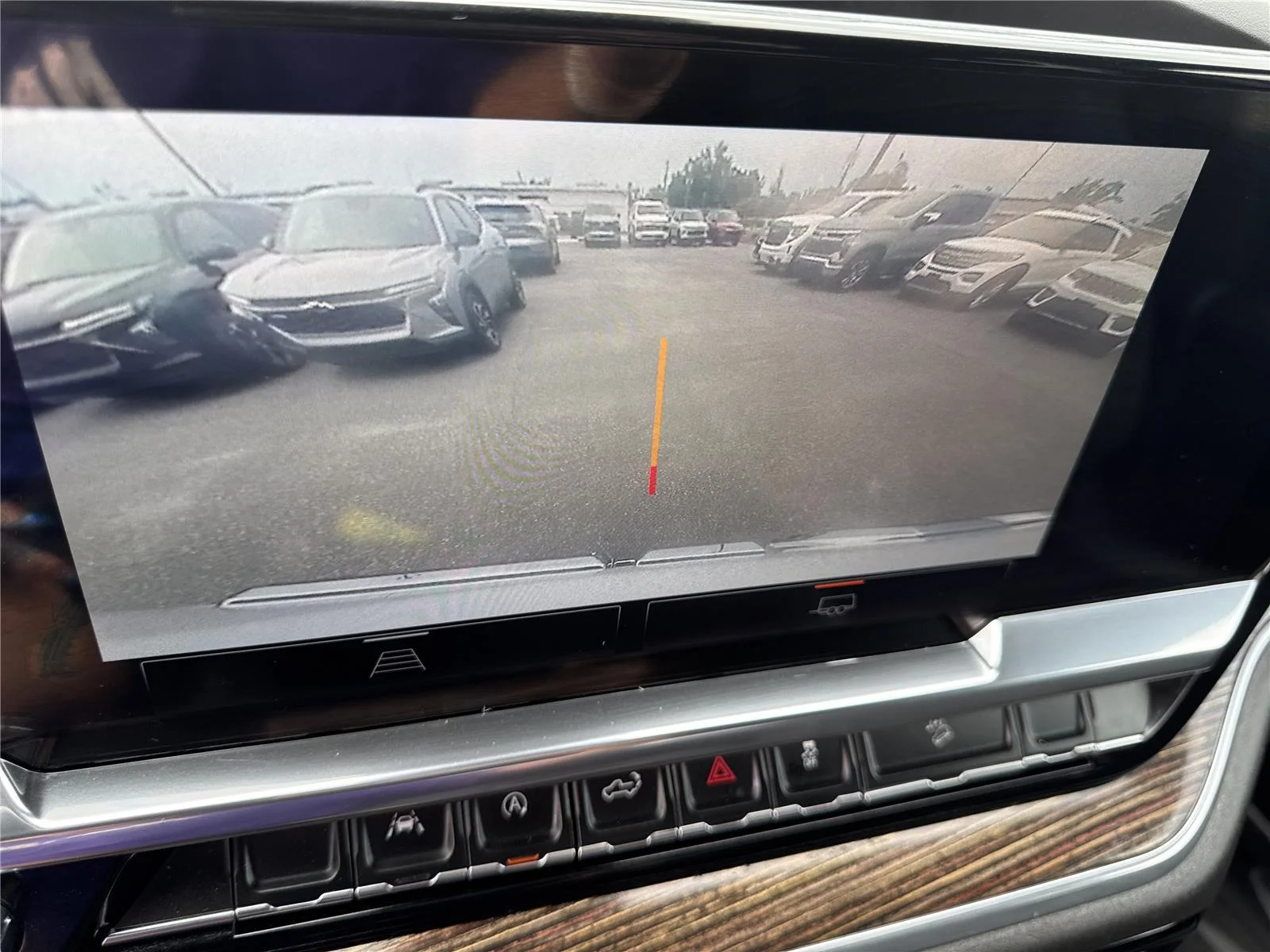 Used 2023 Summit White GMC SLE image 26