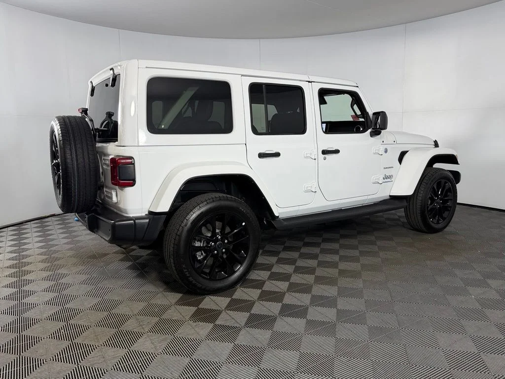 Used 2024 White Jeep Sahara 4xe image 6