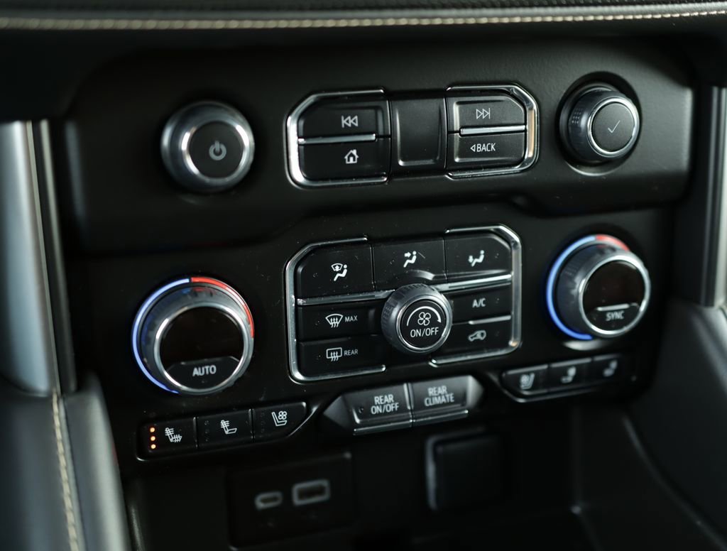 Used 2023 Silver Sage Metallic Chevrolet Premier image 17