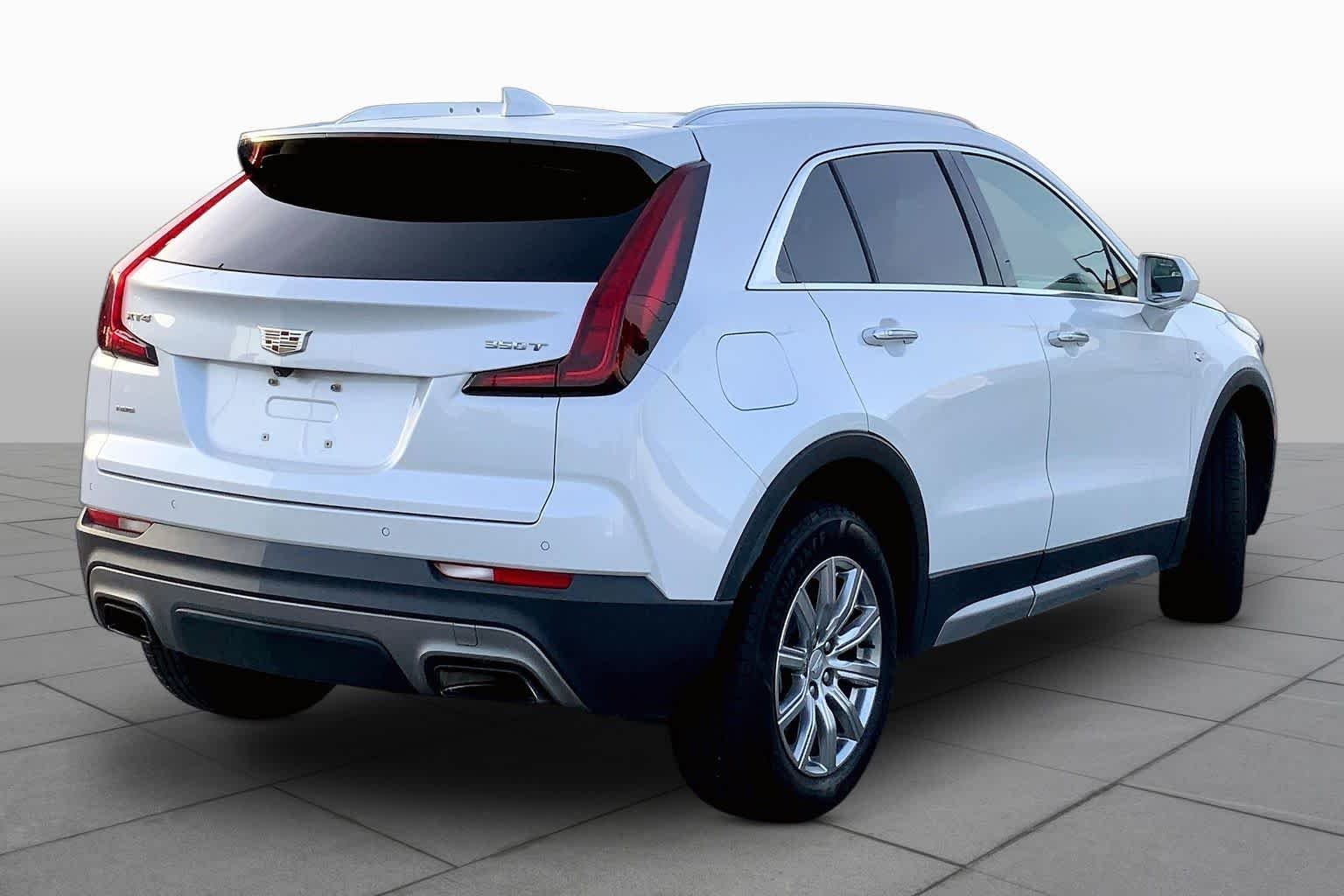 Used 2020 Crystal White Tricoat Cadillac AWD Premium Luxury image 13