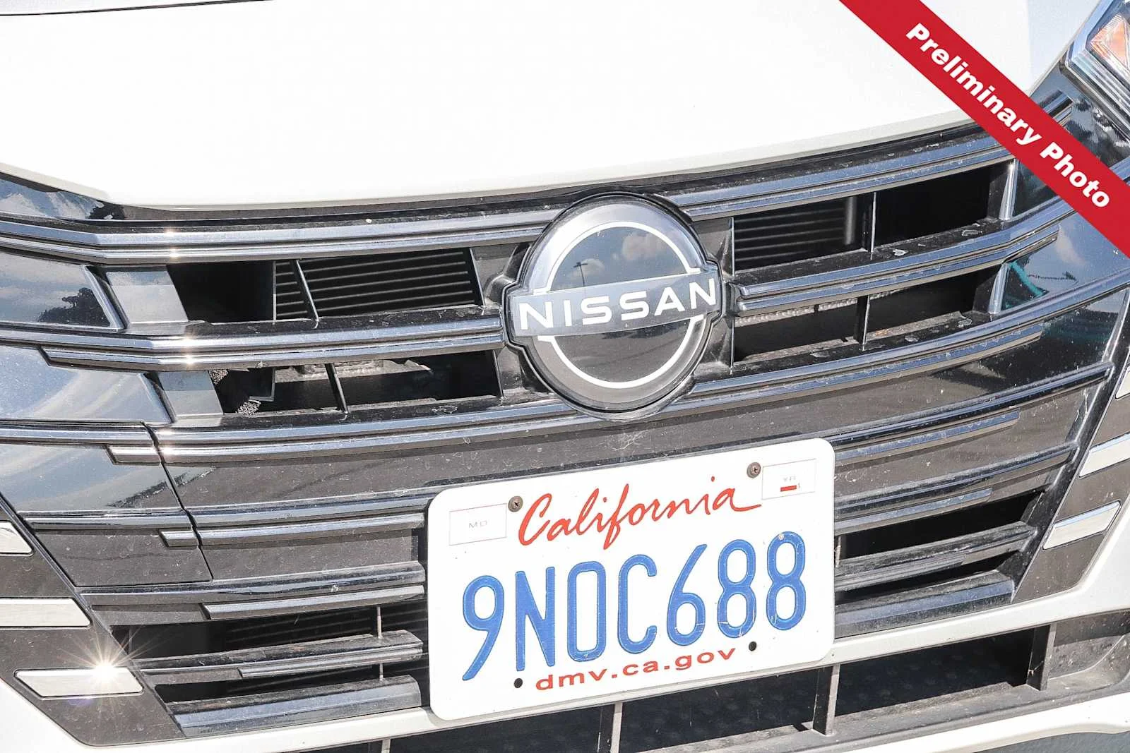 Used 2024 Brilliant Silver Metallic Nissan S image 5
