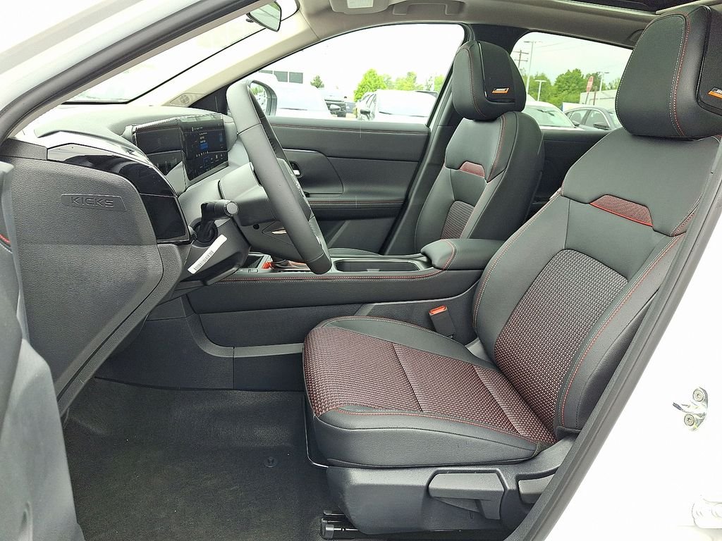 New 2026 Aspen White TriCoat Nissan SR image 9