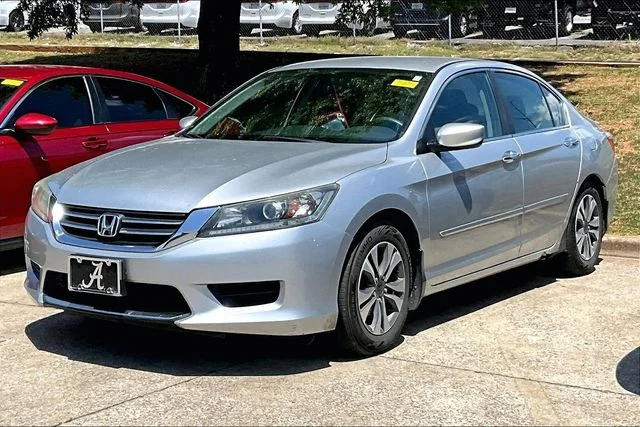 2013 Honda Accord LX Auto's photo