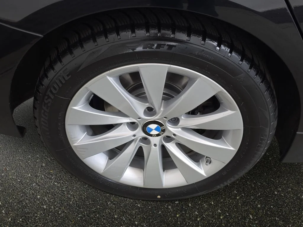 Used 2014 Black BMW 328i xDrive image 32