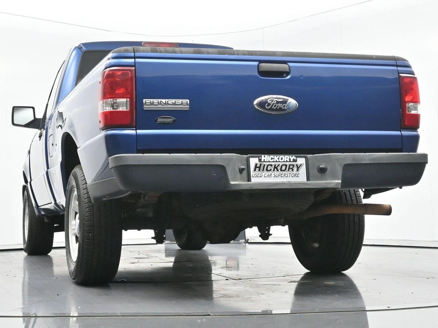 Used 2008  Ford XL image 35