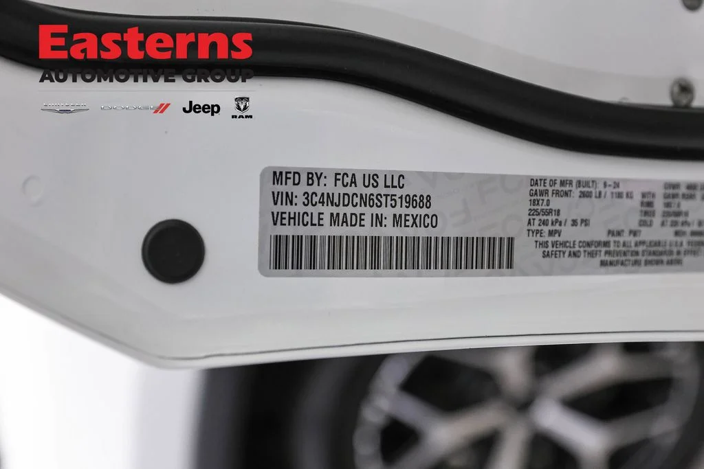 Used 2025 White Jeep Limited image 34