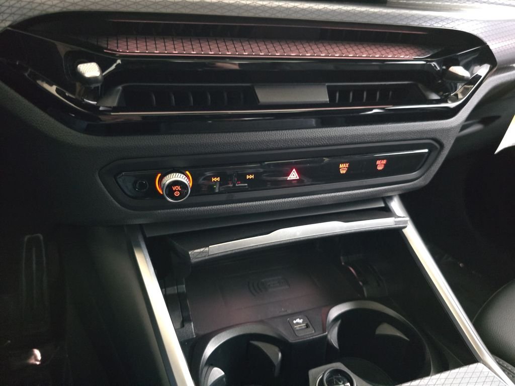 Used 2026 Vegas Red Metallic BMW 330i xDrive image 27