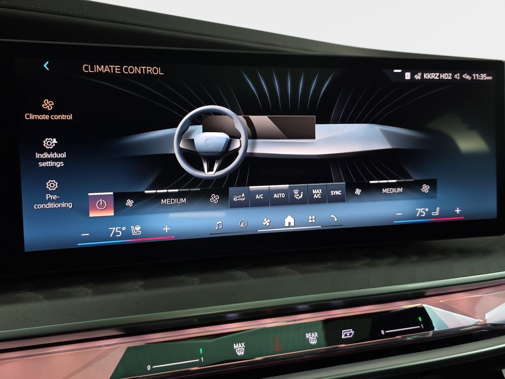 2026 BMW 7 Series 740i - Photo 24