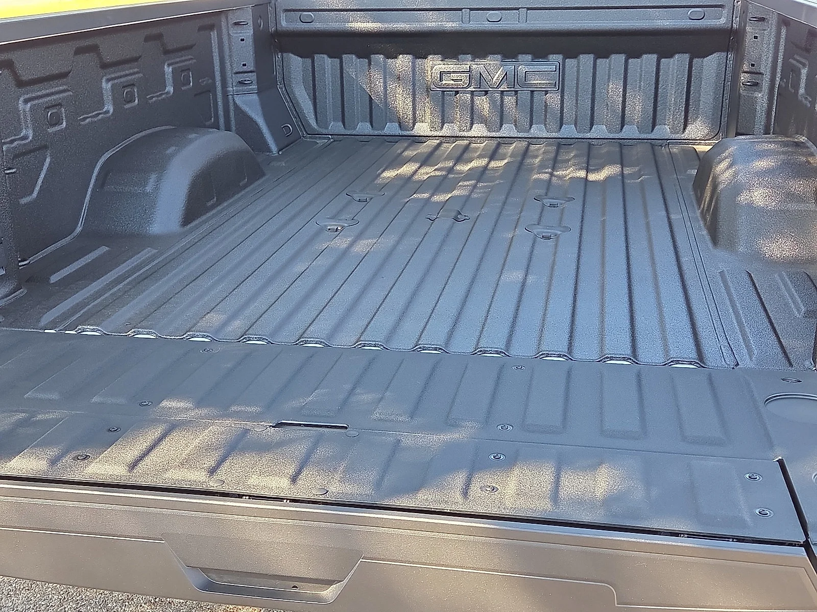 2026 GMC Sierra 2500HD AT4 - Photo 9