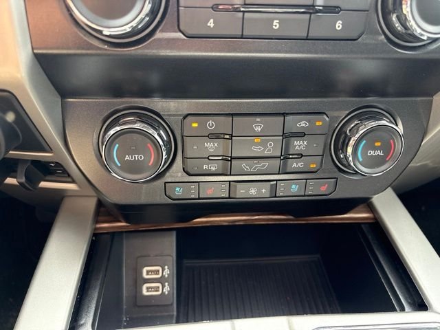 Used 2019 Ruby Red Metallic Ford Lariat image 18