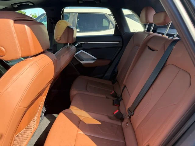Used 2023  Audi Premium image 25