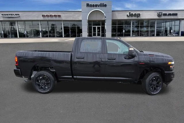 New 2026 Diamond Black Crystal Pearlcoat RAM Big Horn image 2