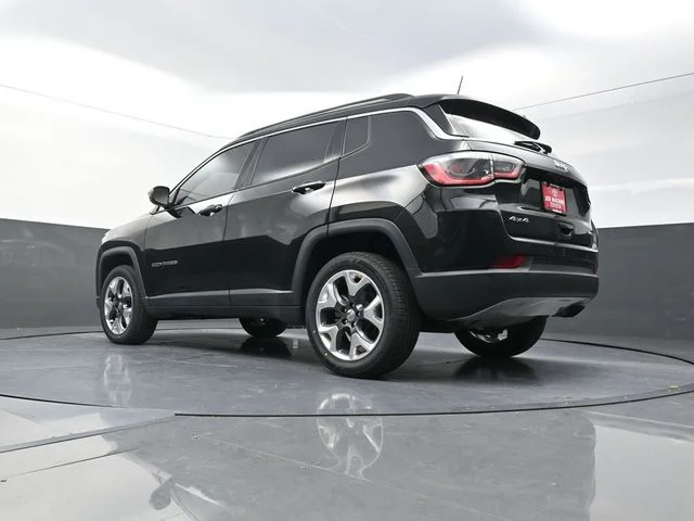 Used 2018 Black Jeep Limited image 34