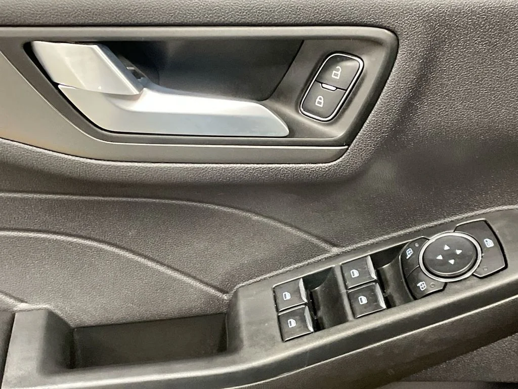 2023 Ford Escape PHEV - Photo 23