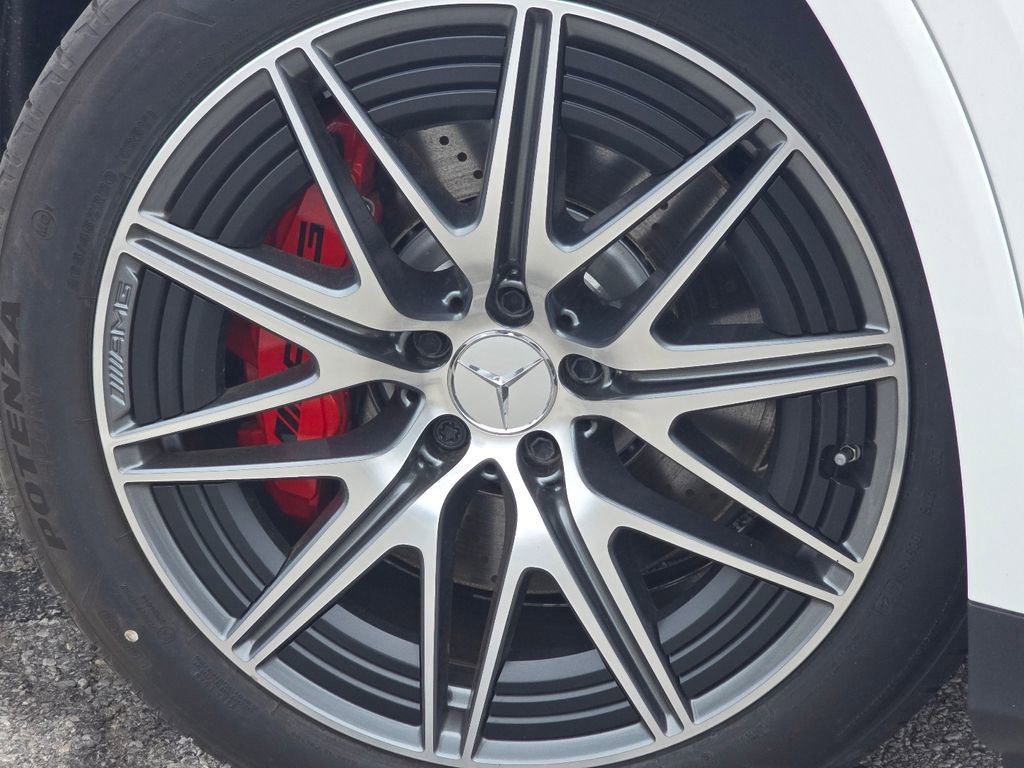 2025 Mercedes-Benz GLC AMG GLC63 S - Photo 47