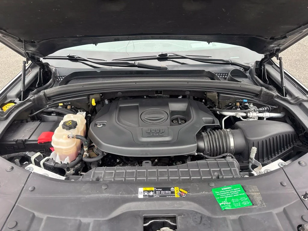 Used 2021 Black Jeep Summit image 11