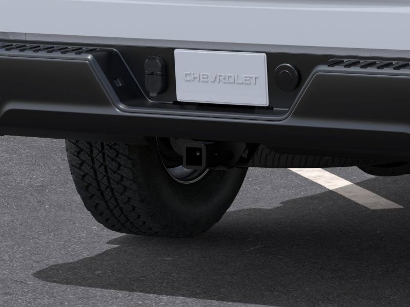 New 2026 Summit White Chevrolet WT image 15