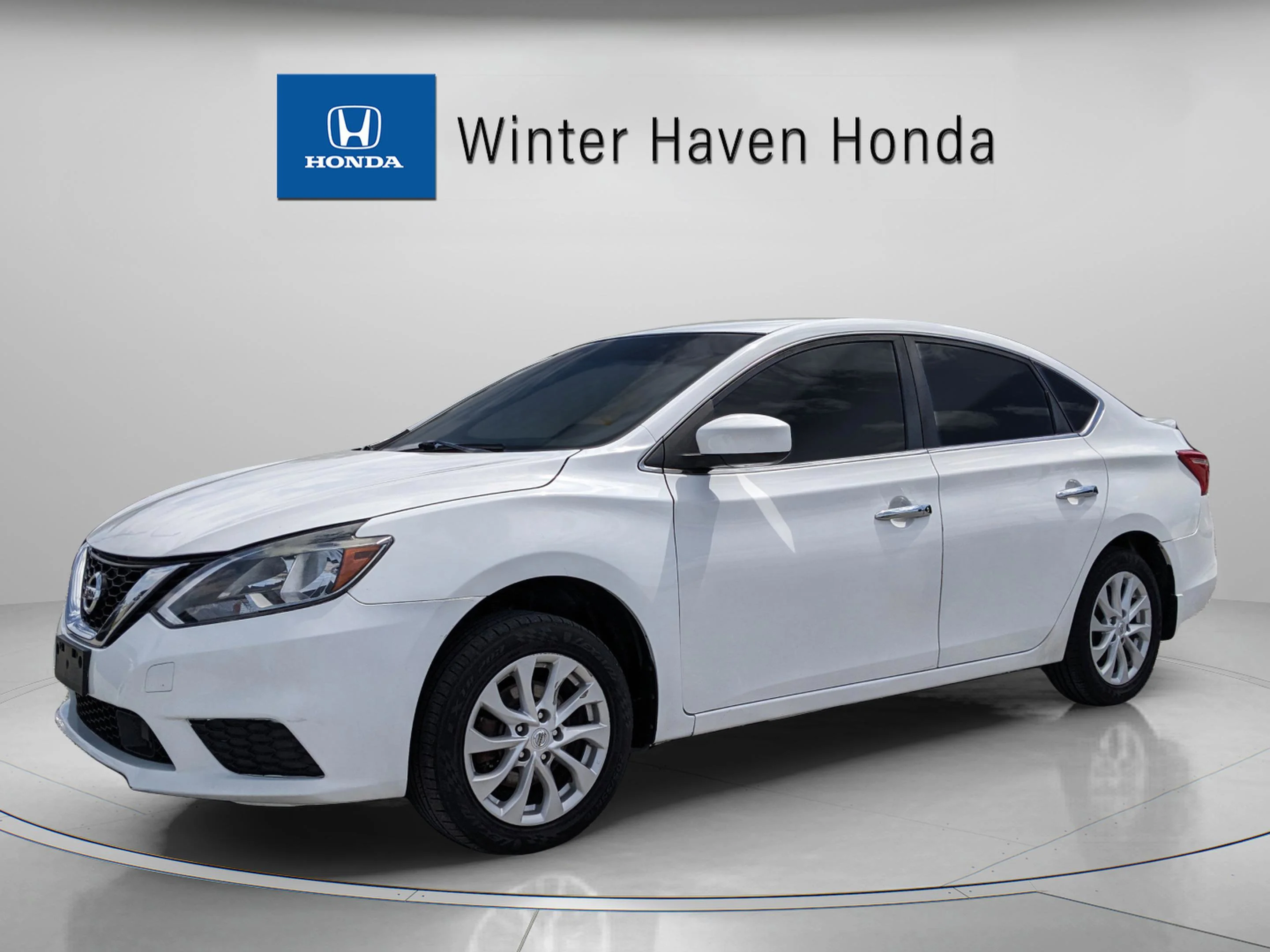Used 2018 Nissan Sentra SV with VIN 3N1AB7AP7JL636327 for sale in Winter Haven, FL