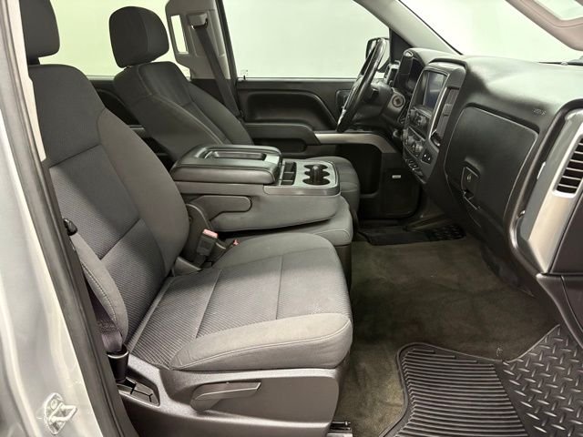 Used 2015 Silver Chevrolet LT image 28