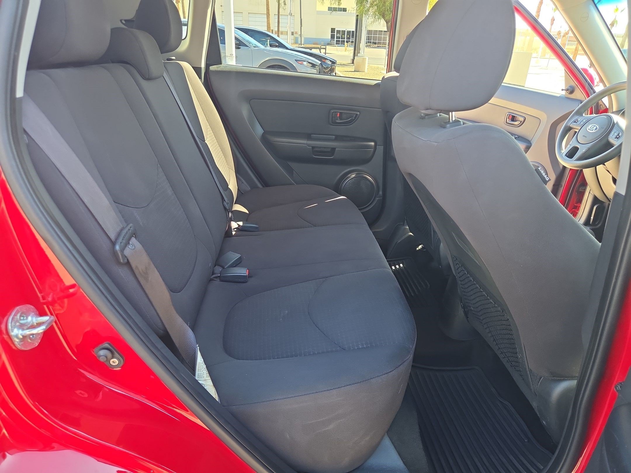 Used 2013 Molten Kia Base image 25