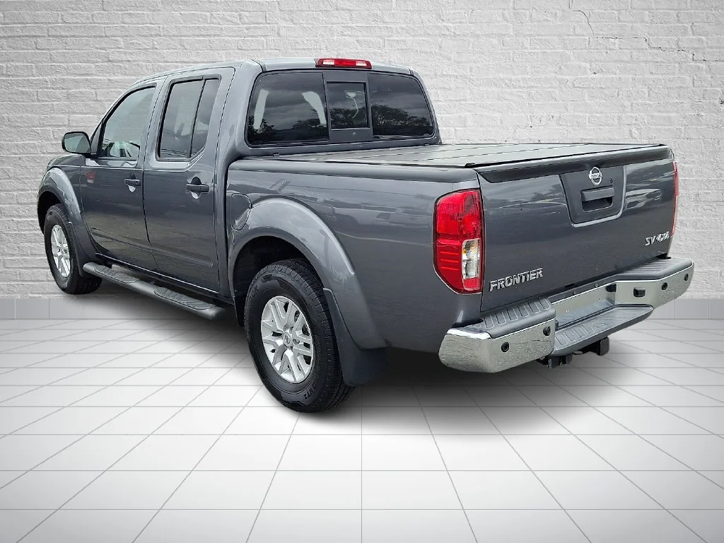 Certified Used 2020 Gun Metallic Nissan SV image 6