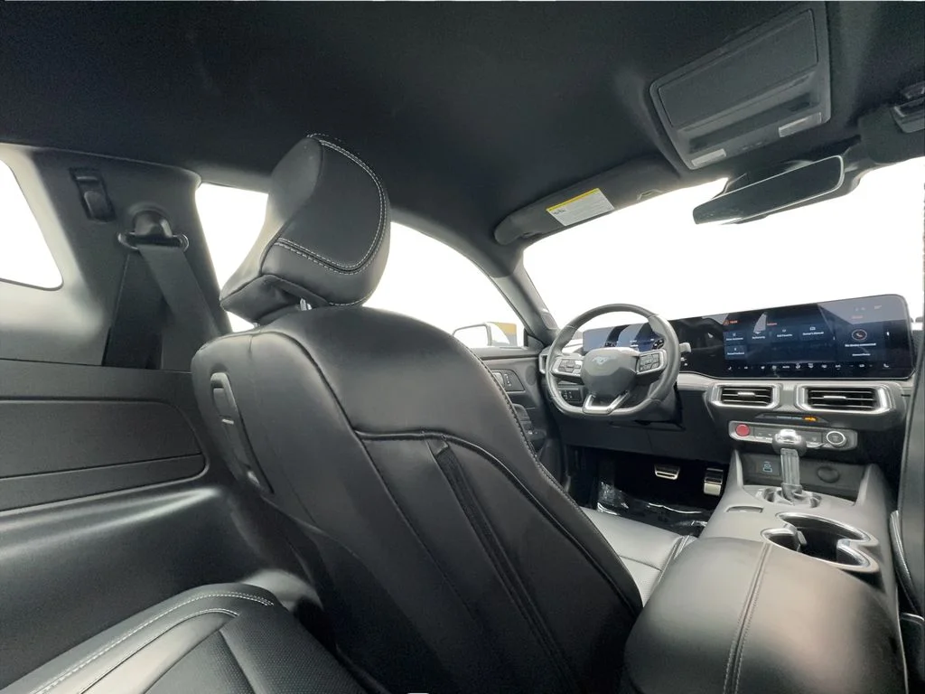 Used 2025 Silver Ford EcoBoost Premium image 34