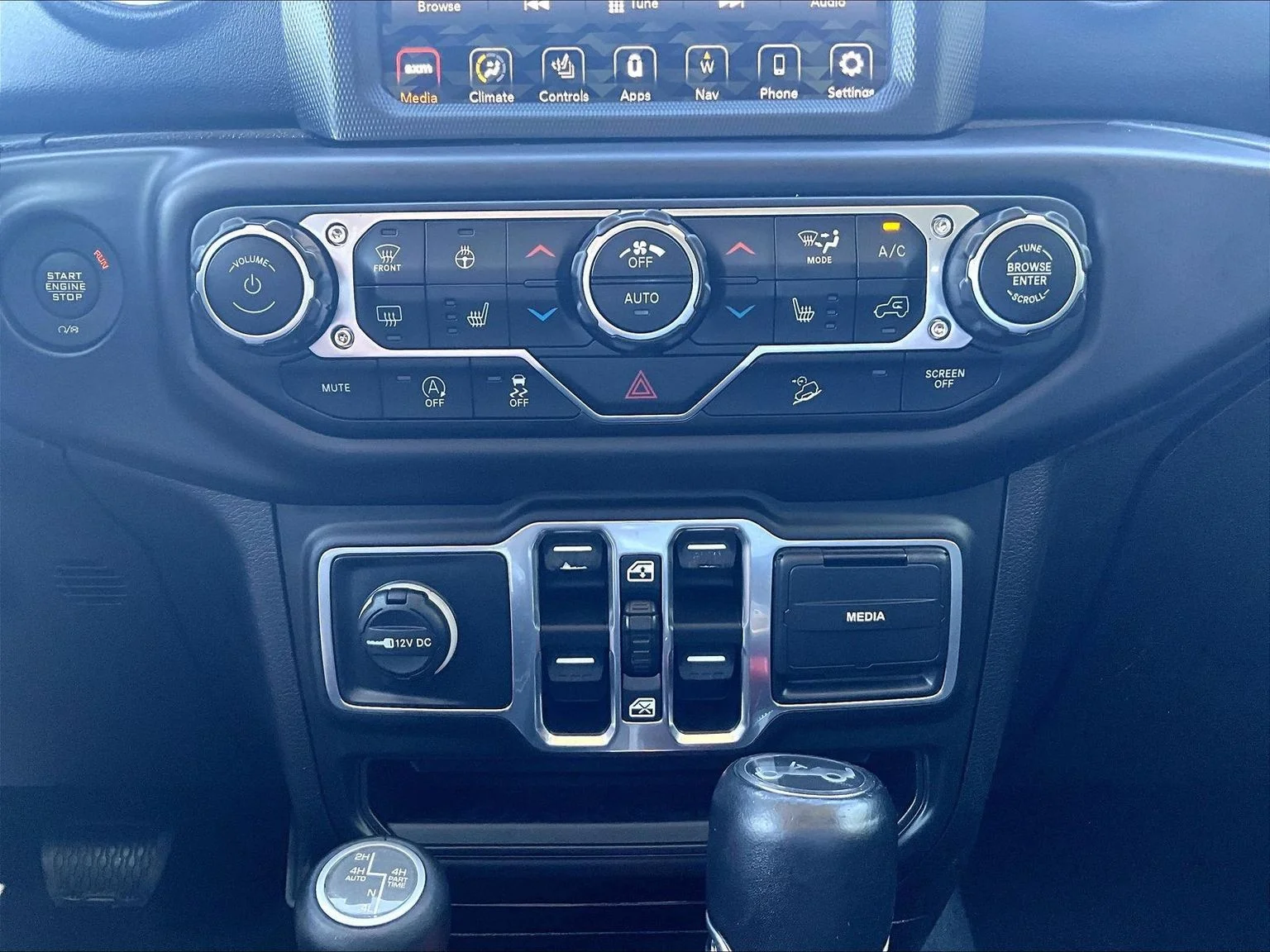 Used 2018 Gray Jeep Unlimited Sahara image 30