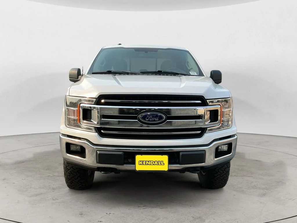 Used 2018 White Ford XLT image 2