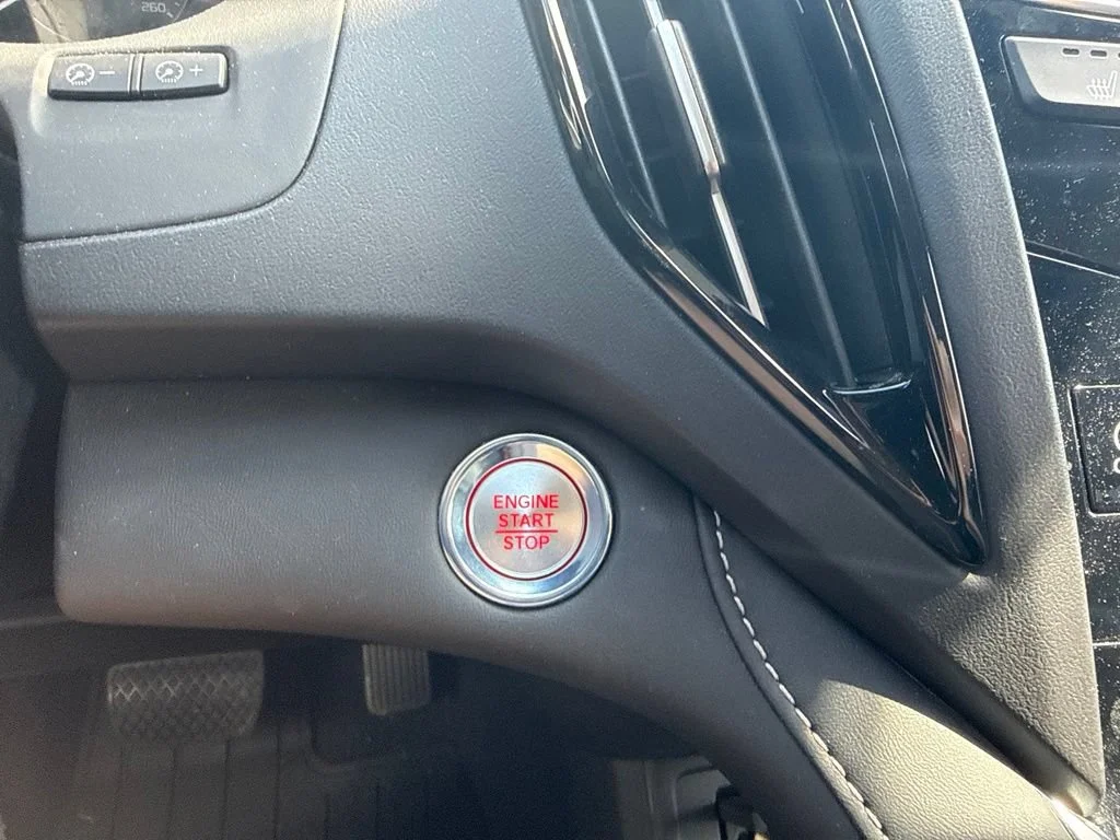 Used 2023  Acura w/Technology Package image 25