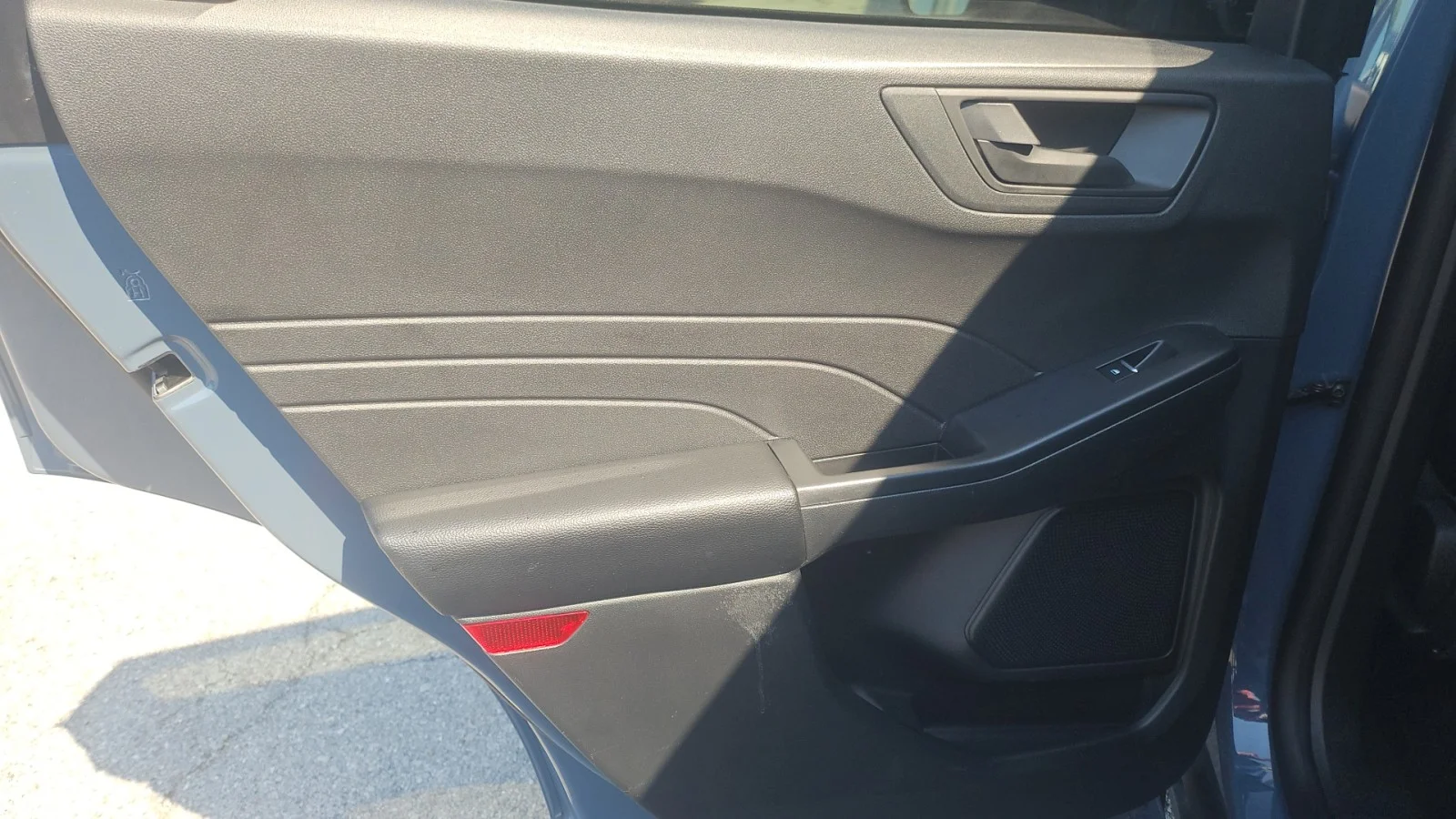 Used 2025 Blue Ford Active FWD image 13