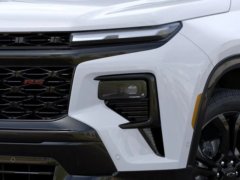 New 2027 Polar White Tricoat Chevrolet RS image 10